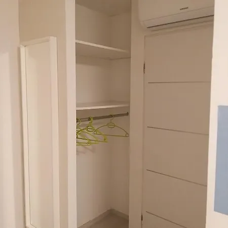 אכסניה Hi פולה