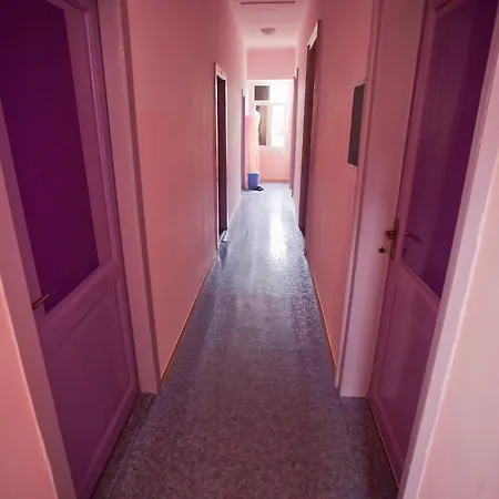 Hi Hostel *