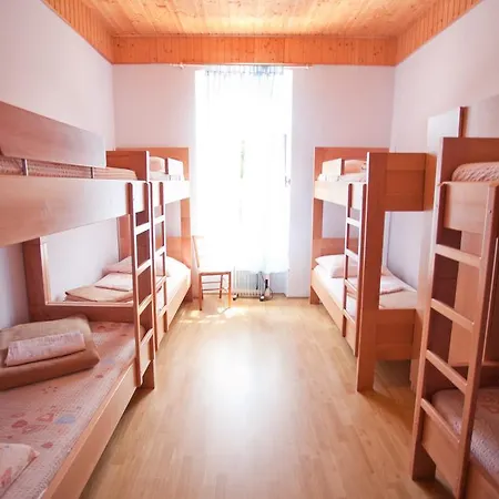 Hostel Hi